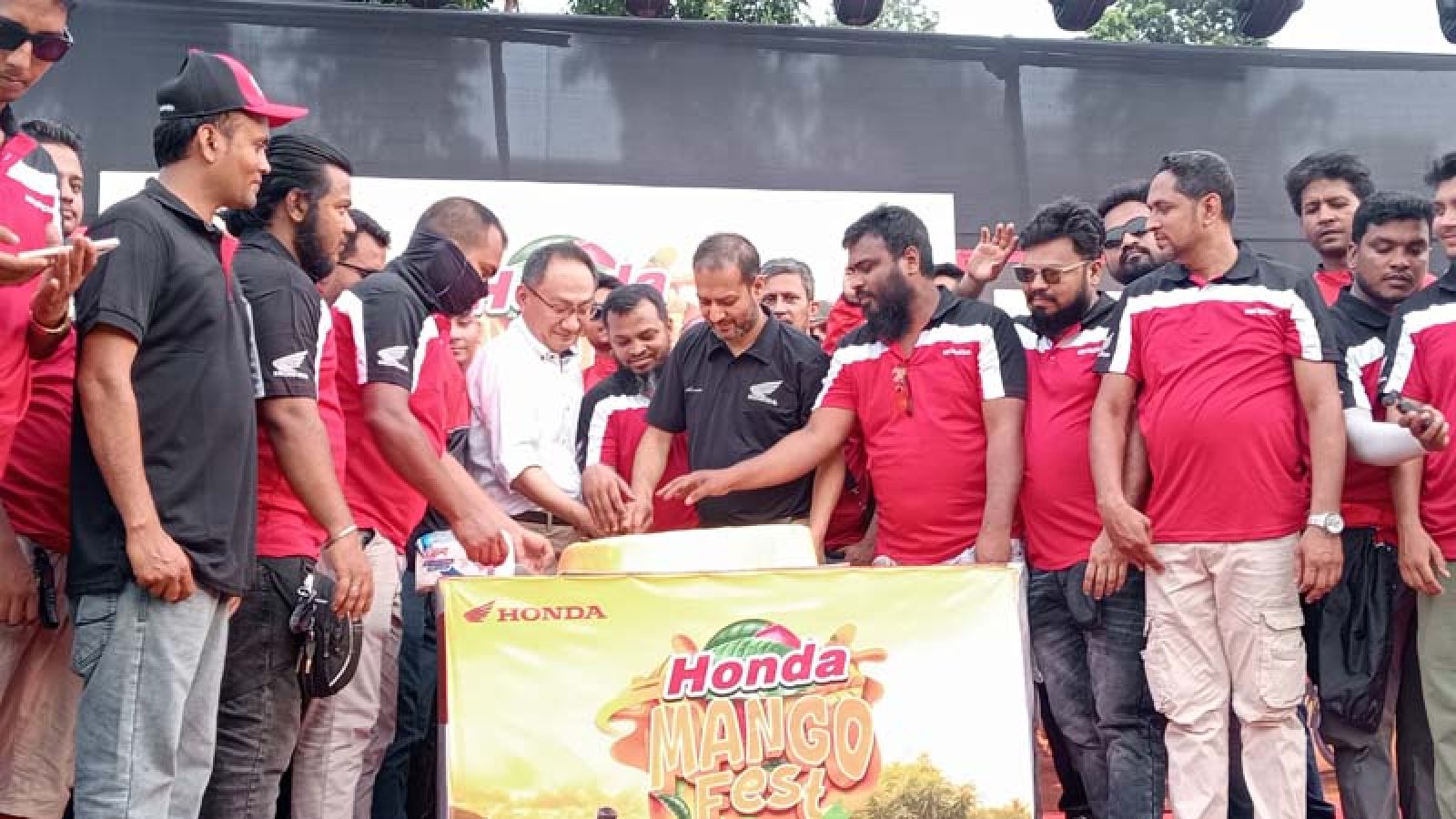 চাঁপাইনবাবগঞ্জে হোন্ডা ম্যাংগো ফিস্ট অনুষ্ঠিত
