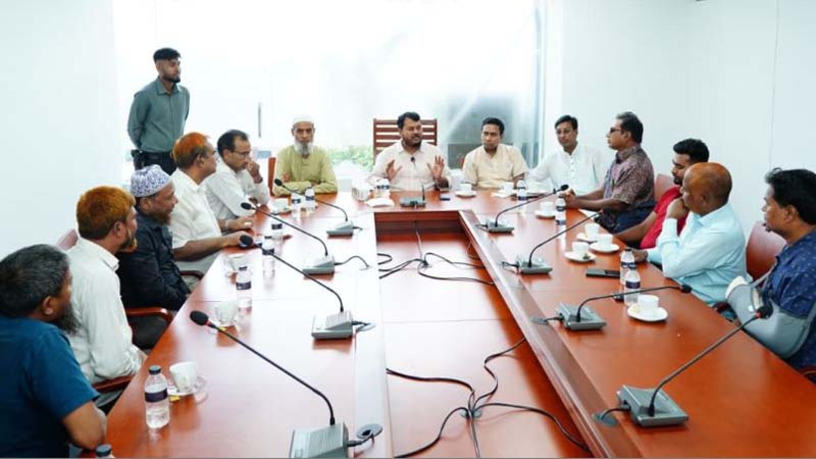 রাসিক প্রশাসকের সাথে জাসাস নেতৃবৃন্দের সৌজন্য সাক্ষাৎ