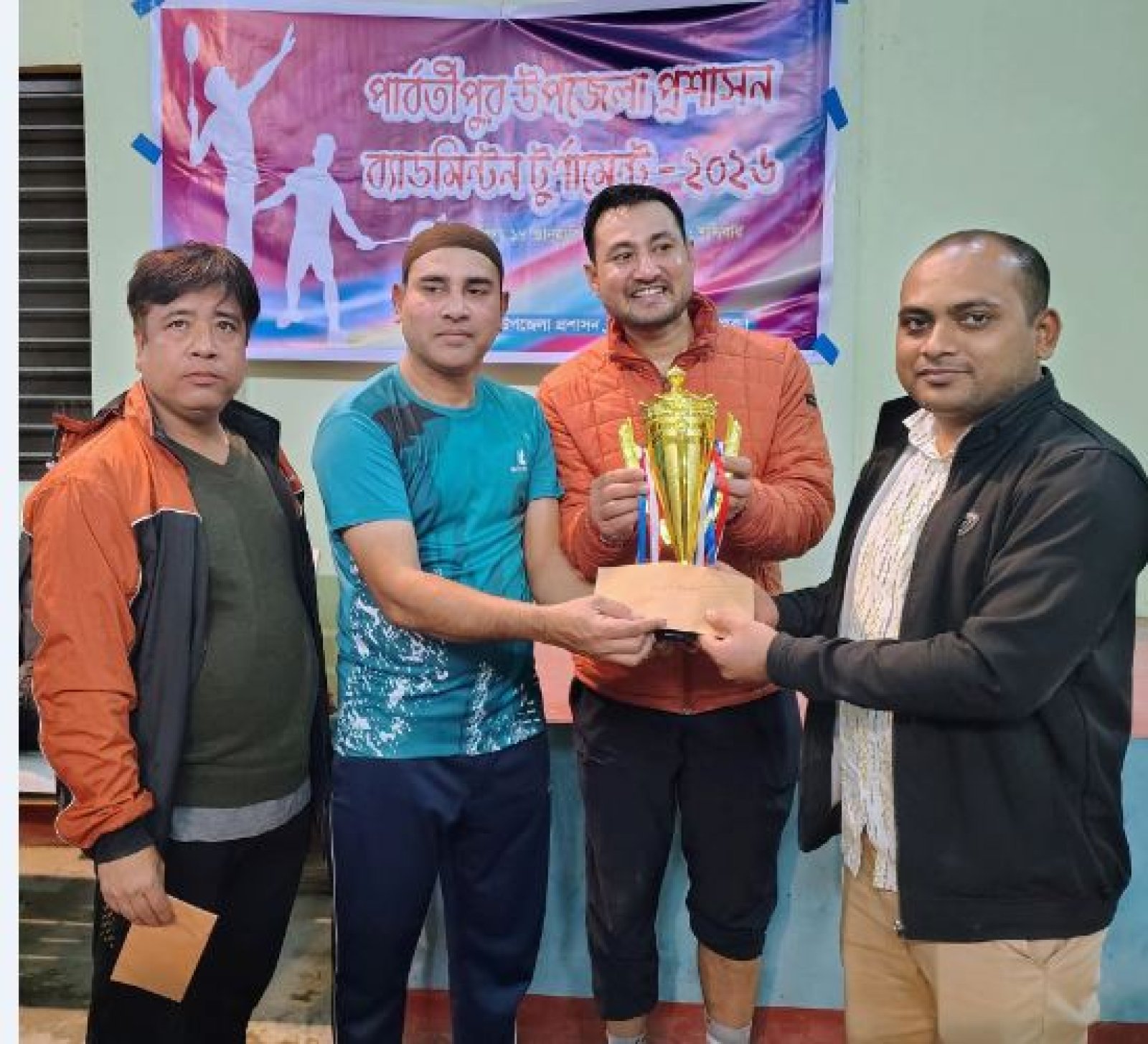 পার্বতীপুরে ব্যাডমিন্টন টুর্নামেন্ট অনুষ্ঠিত