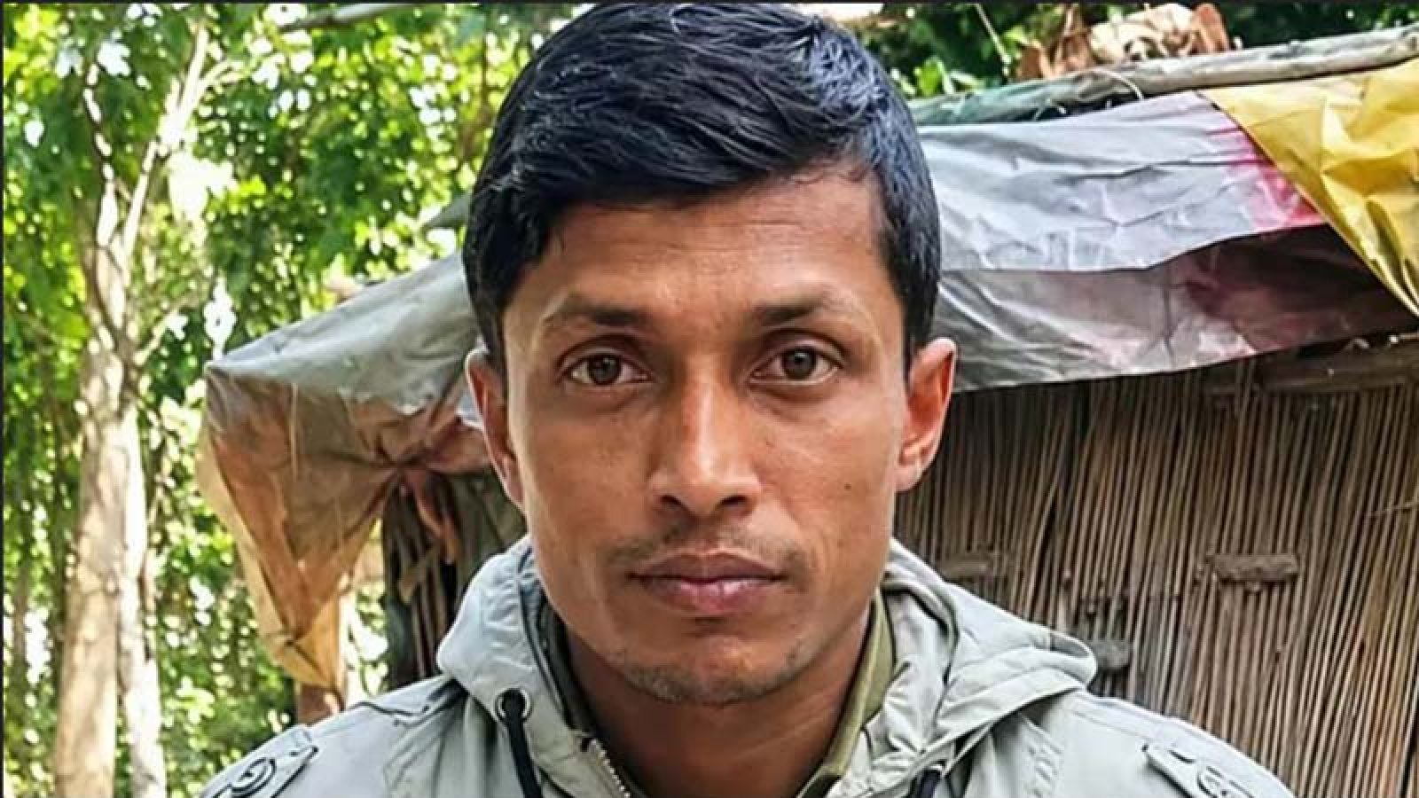 বাড়ি থেকে ডেকে নিয়ে যুবককে কুপিয়ে হত্যা