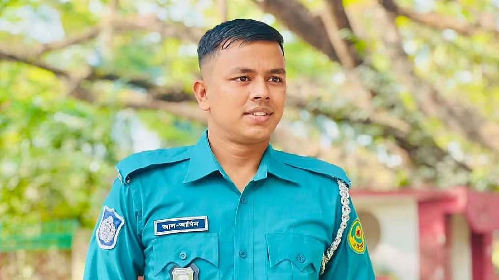 ছিনতাইকারী ধরতে গিয়ে বাসের ধাক্কায় কনস্টেবলের মৃত্যু