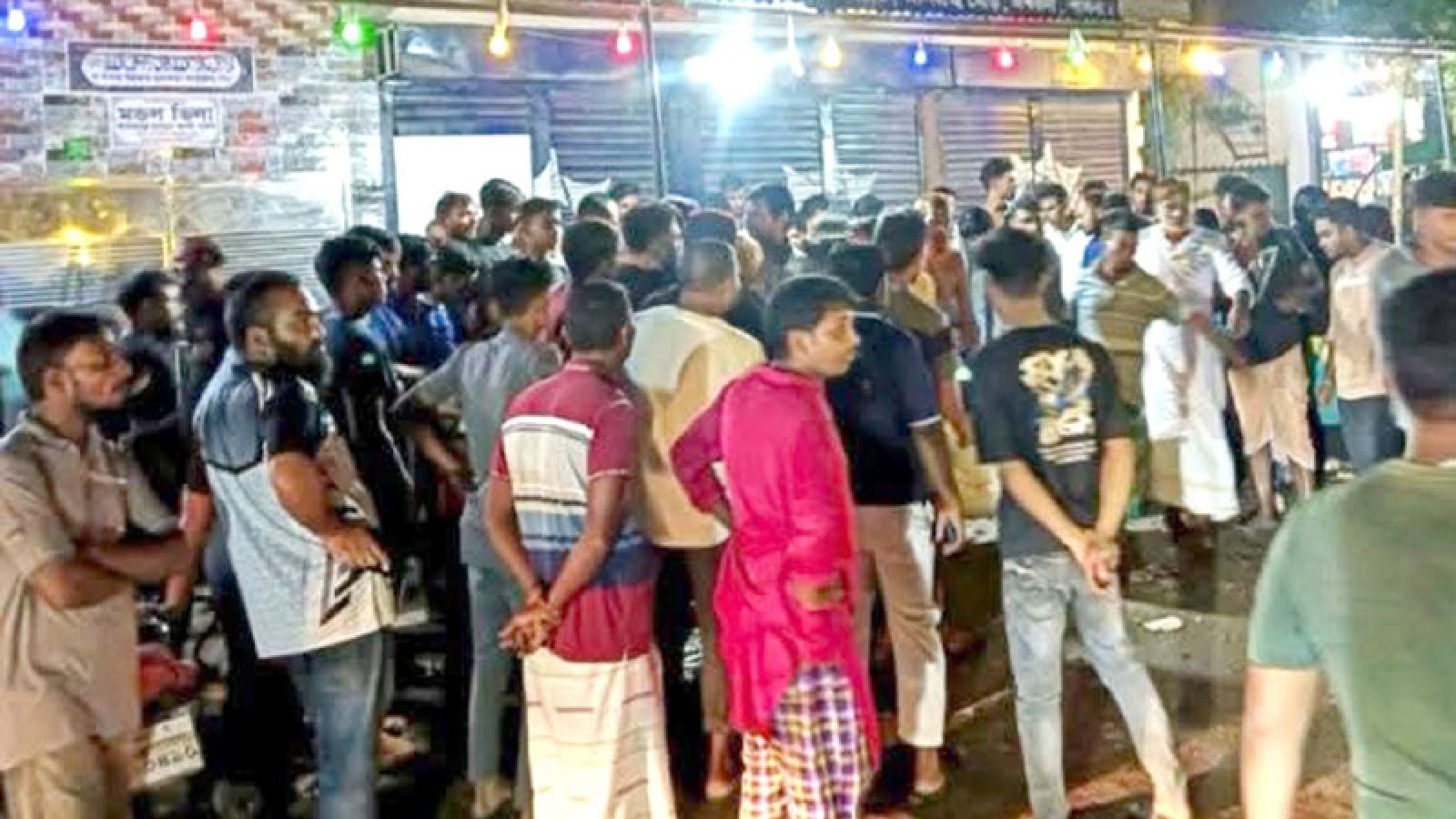 ঈশ্বরদীতে গায়ে হলুদের দিনে বাবা মায়ের দাফন করতে হলো ছেলেকে