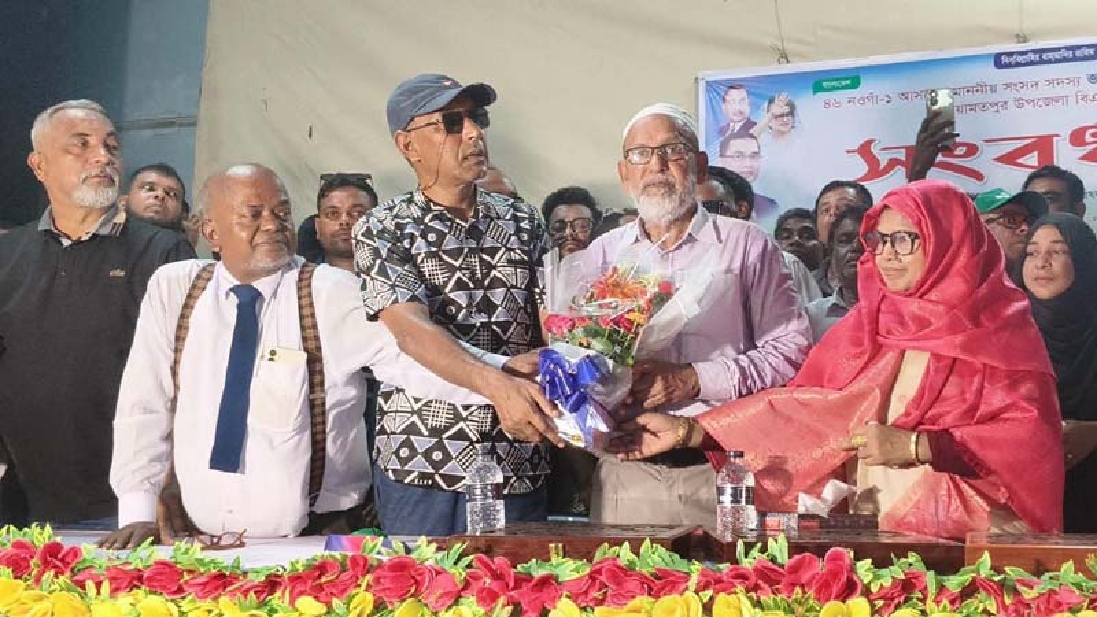 সংসদ সদস্য মোস্তাফিজুর রহমানকে সংবর্ধনা