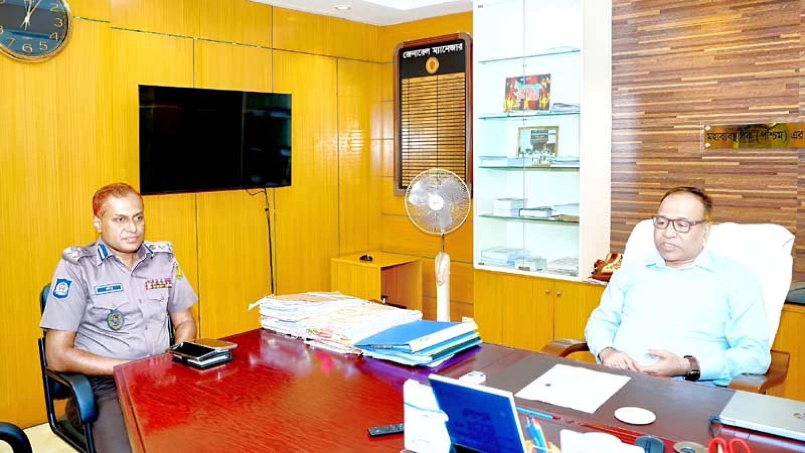 পুলিশ কমিশনার ও পশ্চিম রেলওয়ের মহাব্যবস্থাপকের মতবিনিময়