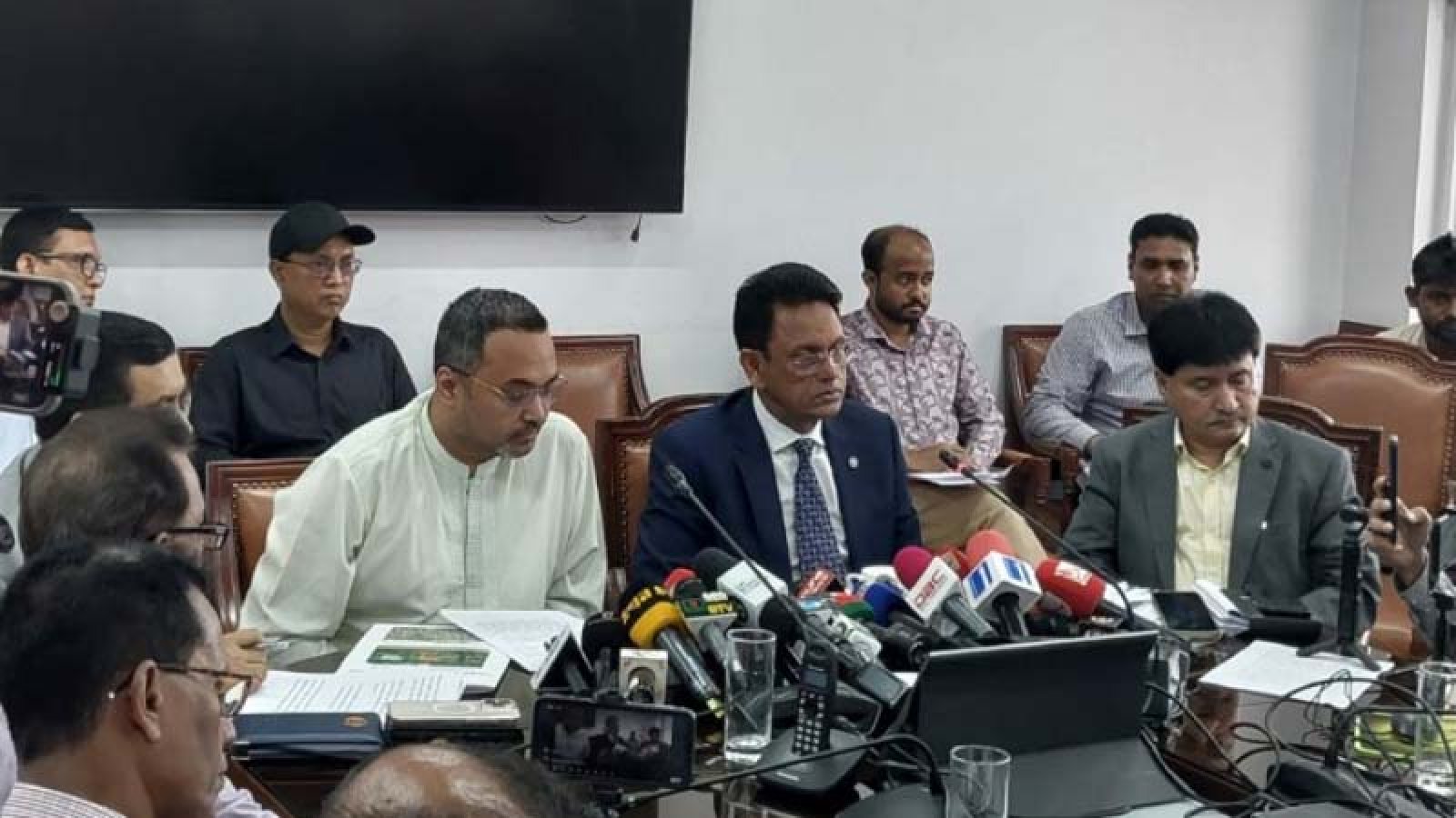 এসএসসি পরীক্ষার সময় কোচিং সেন্টার পরিচালনায় বাধা নেই