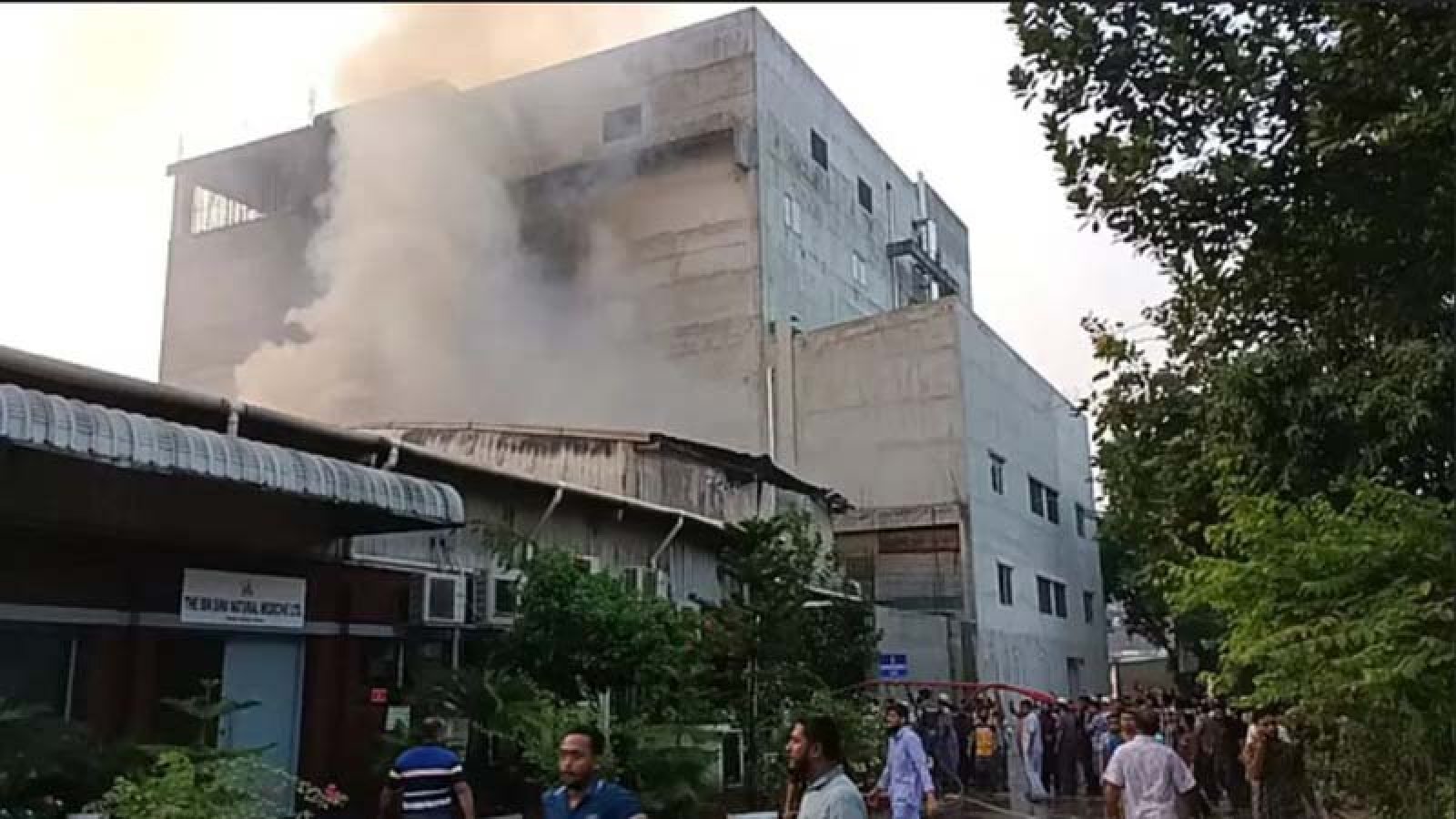 এবার ইবনে সিনার ওষুধ কারখানায় আগুন