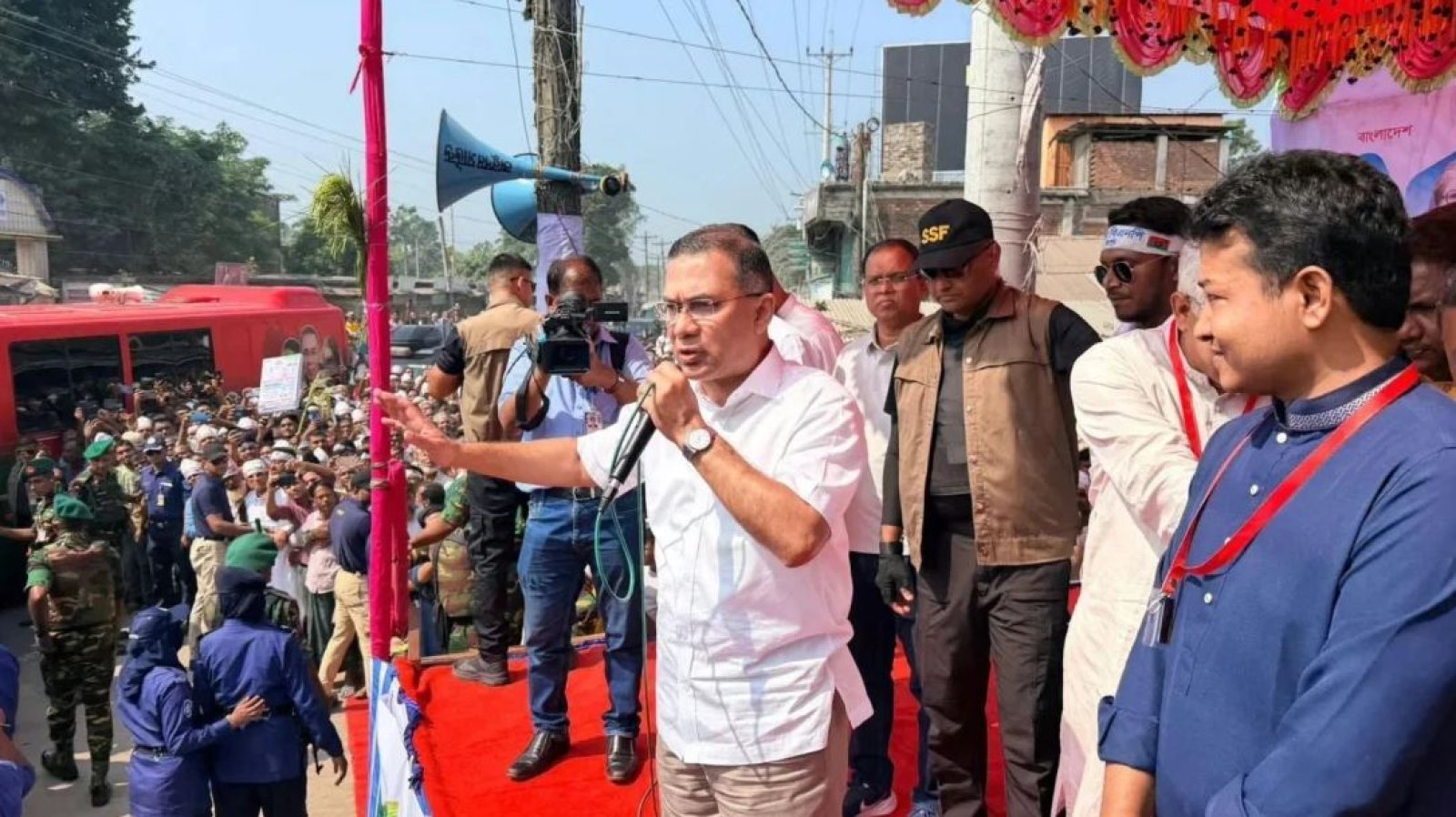সব ধর্মের মানুষকে সঙ্গে নিয়ে দেশ গড়ার অঙ্গীকার প্রধানমন্ত্রীর