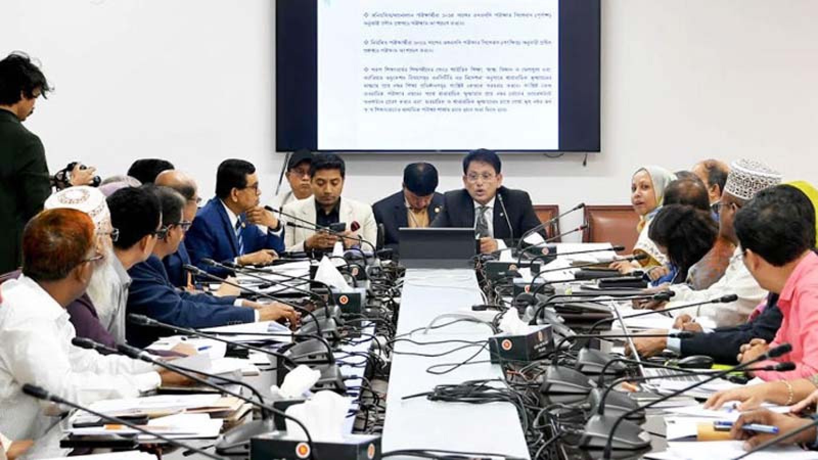 সব জেলায় জিলা স্কুল হবে: শিক্ষামন্ত্রী
