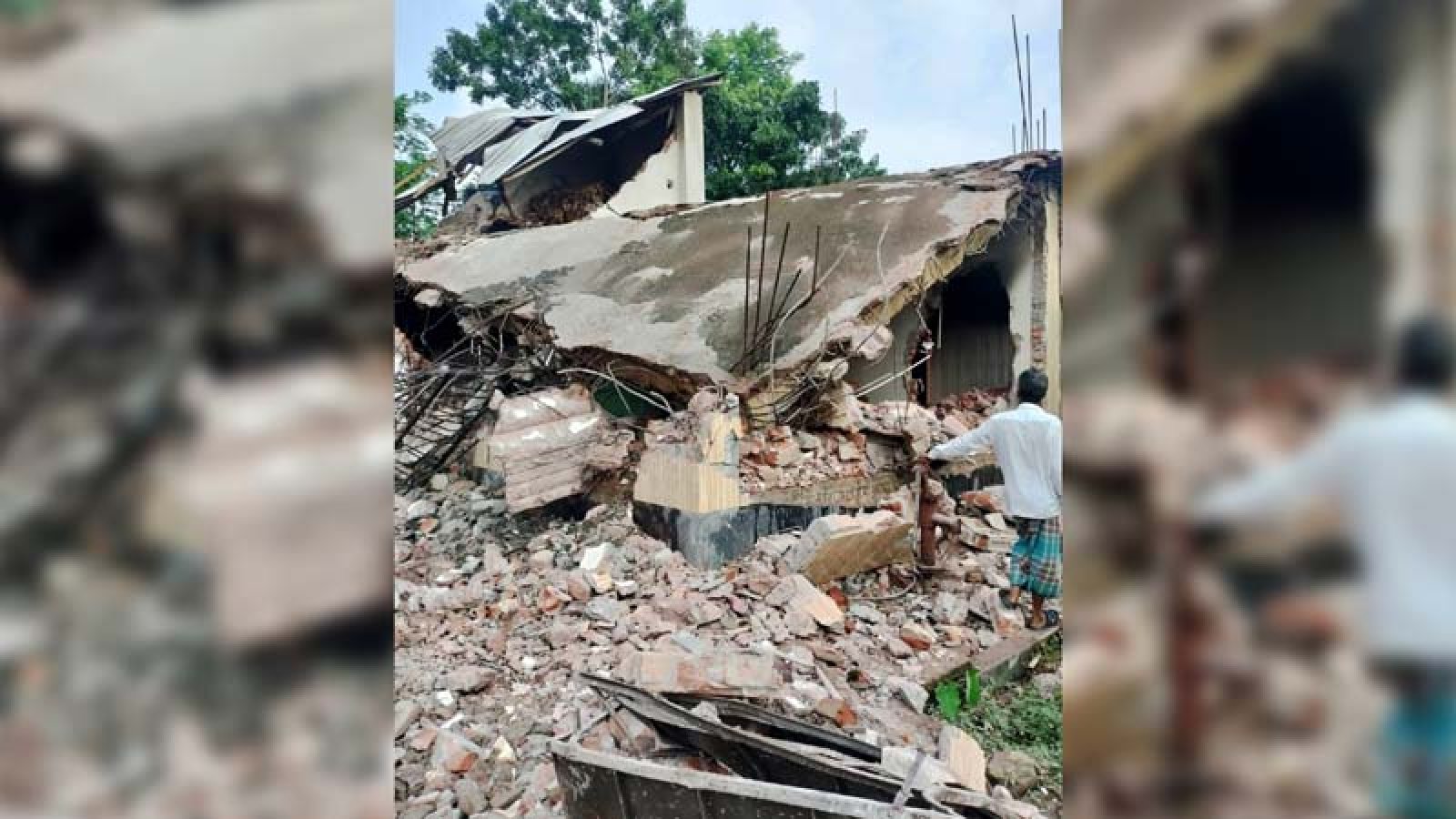 পলাতক আ.লীগ নেতার স্ত্রী-মা ঢাকায়, লুটপাটের পর গুঁড়িয়ে দেওয়া হলো বাড়ি