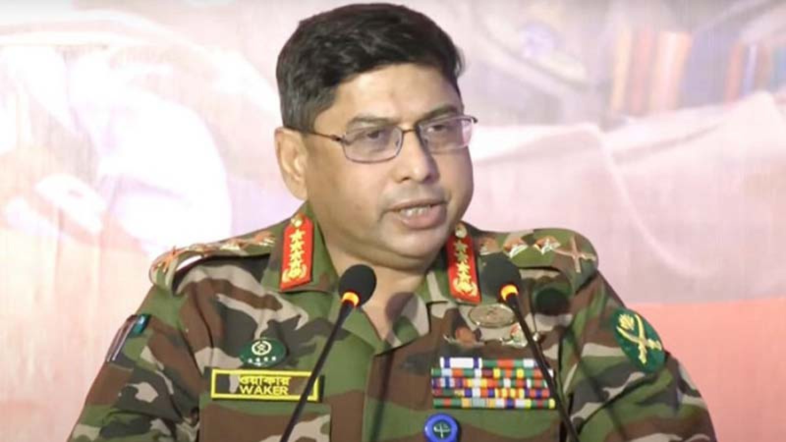 নতুন সরকারের শপথের পর ব্যারাকে ফিরবে সেনাবাহিনী: সেনাপ্রধান
