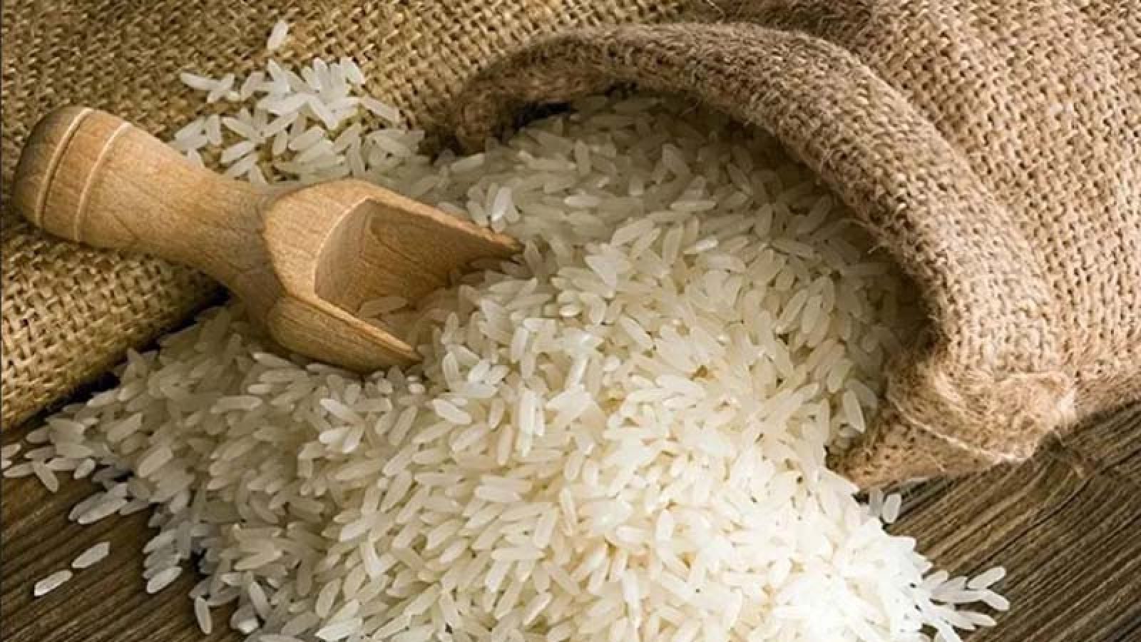 সাড়ে ৬ লাখ পরিবারকে ২৫ কেজি করে চাল দেবে সরকার, পাবে যেসব জেলা