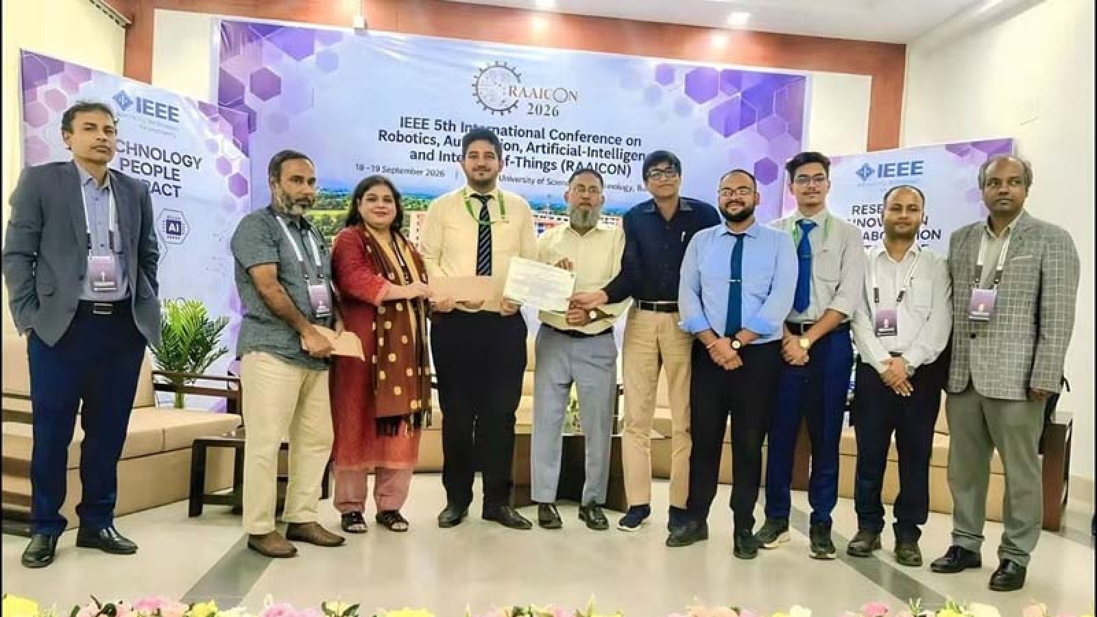 আই ইইই রাআইকন ২০২৬-এর এইচটিএ প্রদর্শনীতে চ্যাম্পিয়ন বাউয়েটের টিম রেজিলিক্স