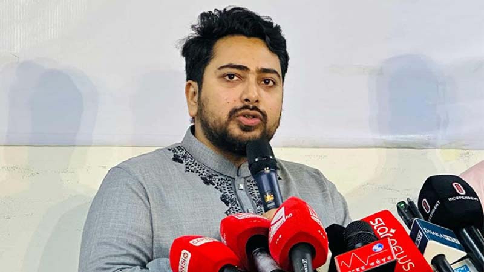 ডোমিনিকার নাগরিক দাবি করে নাহিদের প্রার্থিতা স্থগিতে রিট
