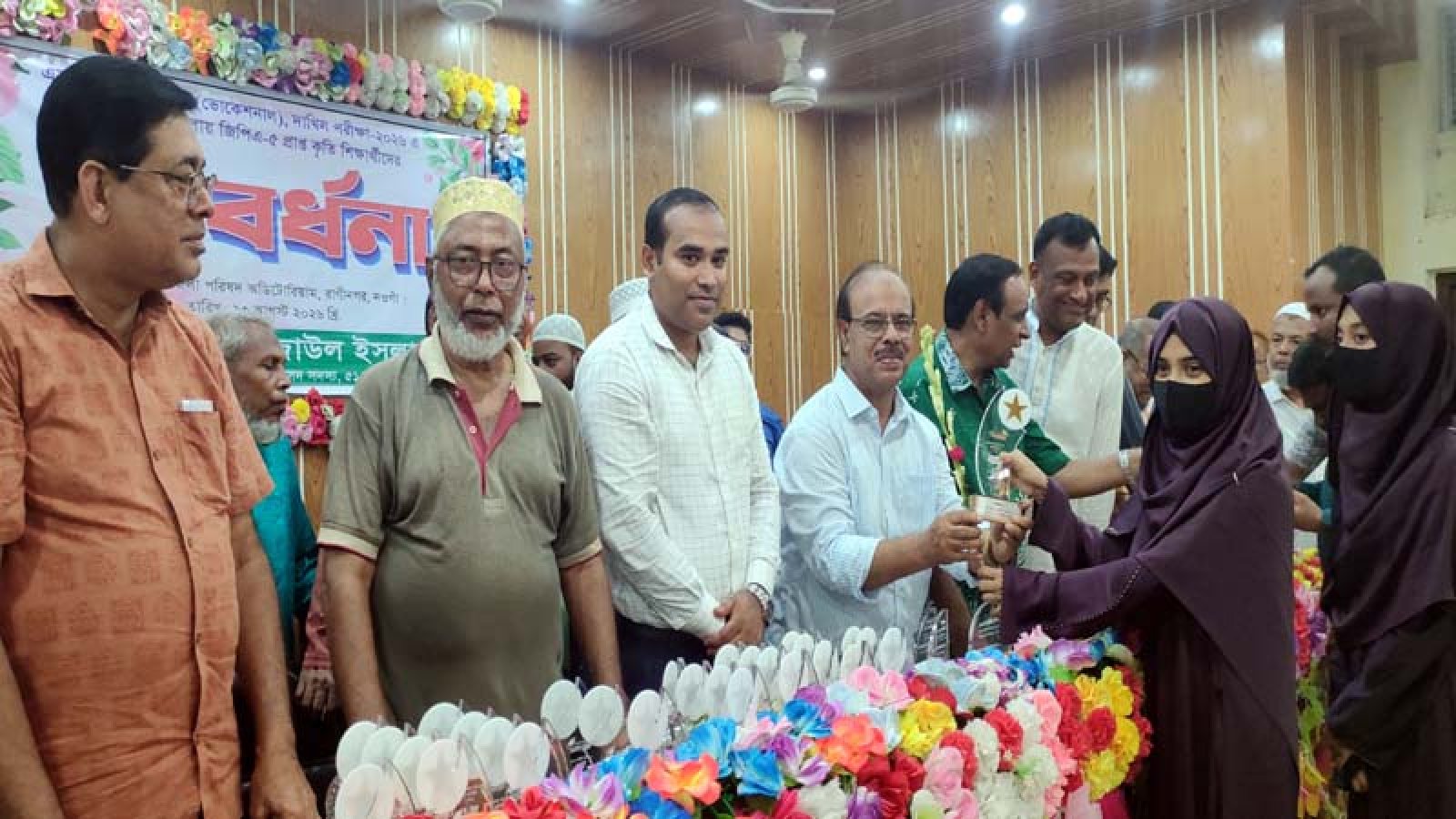 অভাবের কারণে কারো লেখাপড়া বন্ধ হবে না : এমপি রেজু