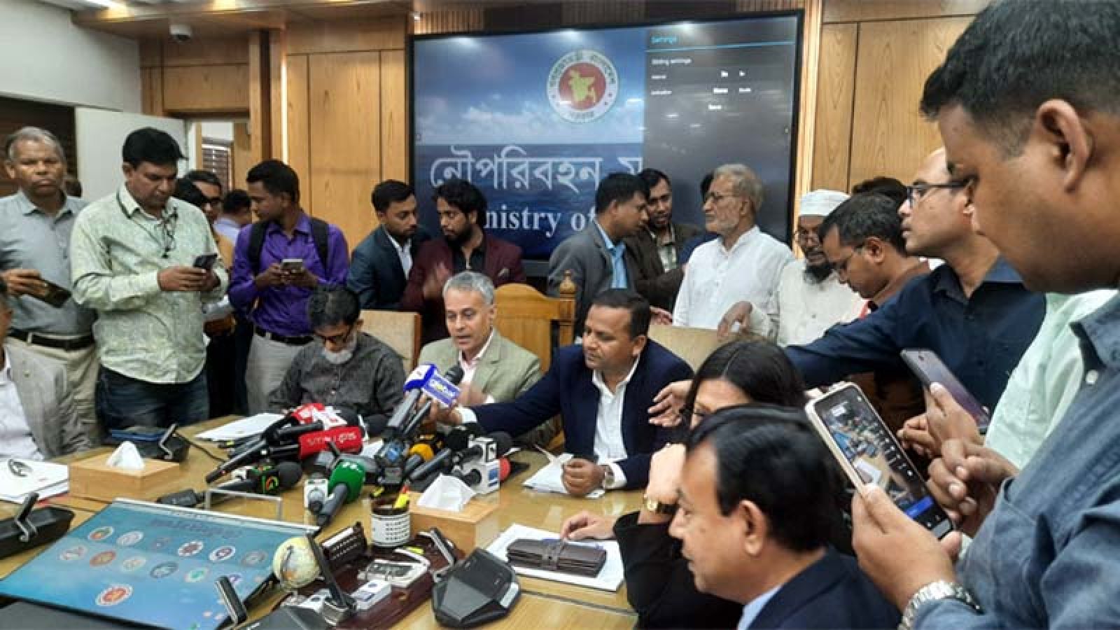 ‘চাঁদা’ ও ‘চাঁদাবাজি’র পার্থক্য বোঝালেন সড়ক পরিবহনমন্ত্রী