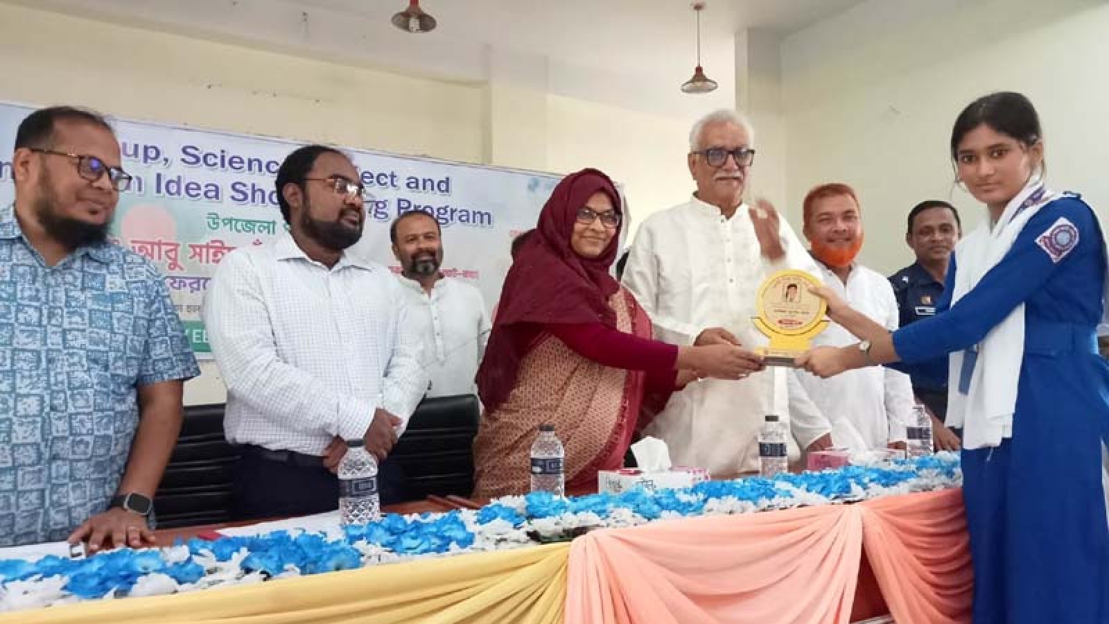ফুলের ডালা দিয়ে আমারে খুশি করার দরকার নেই, দেশের জন্য কাজ করুন :এমপি চাঁদ