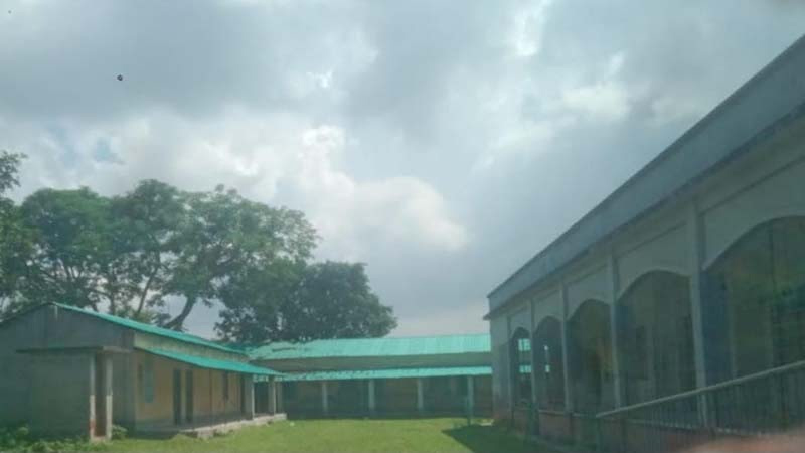 মোহনপুরে ১৪ শিক্ষকের স্কুলে ১৩ পরীক্ষার্থী-সবাই ফেল