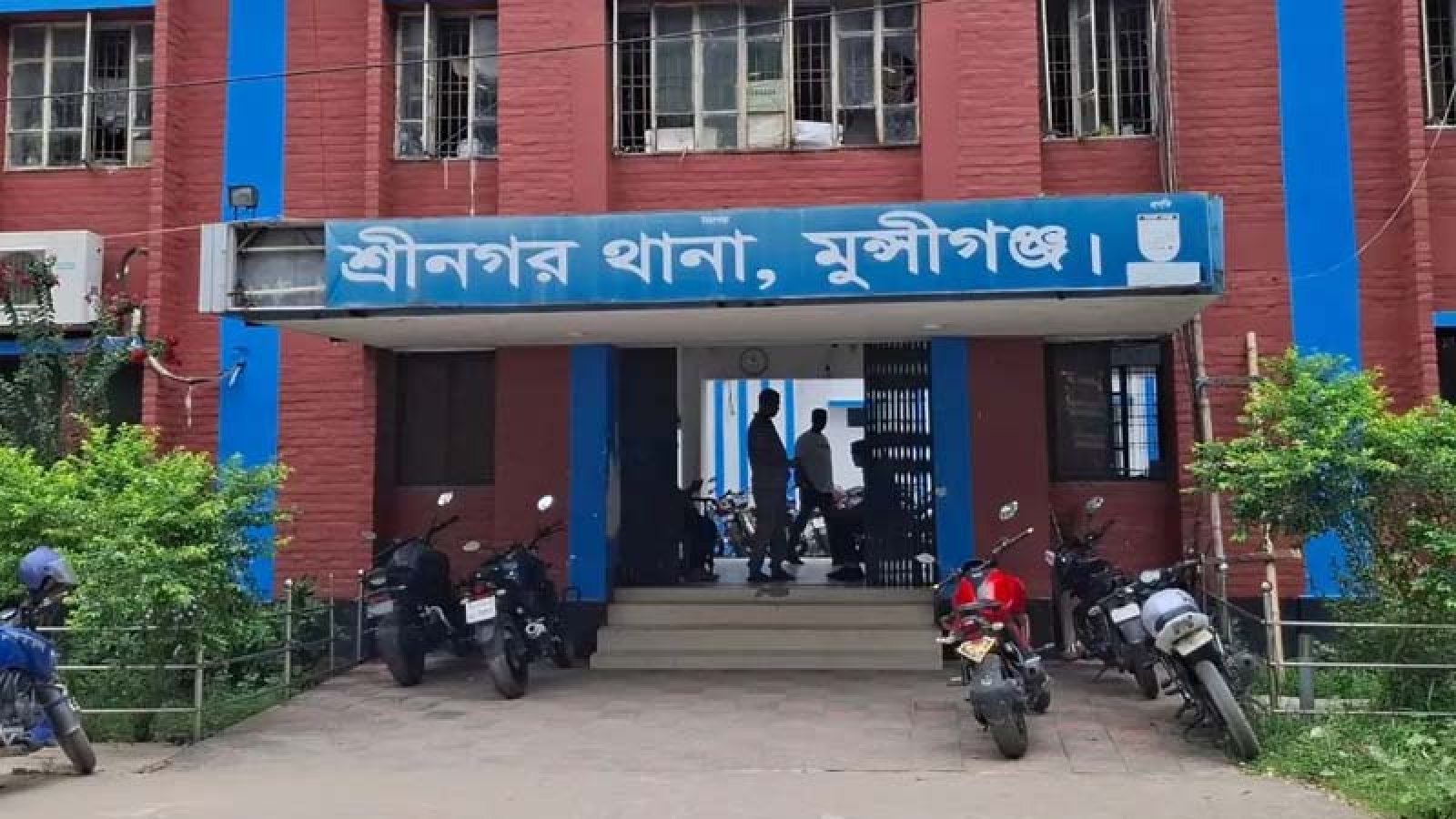 মাইকে ঘোষণা দিয়ে যুবককে পিটিয়ে হত্যা, সড়কে মিলল হাত-পা বাঁধা মরদেহ