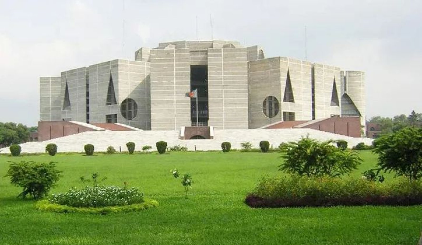 সব প্রস্তুতি শেষ, রোজার আগেই নতুন সরকারের শপথ