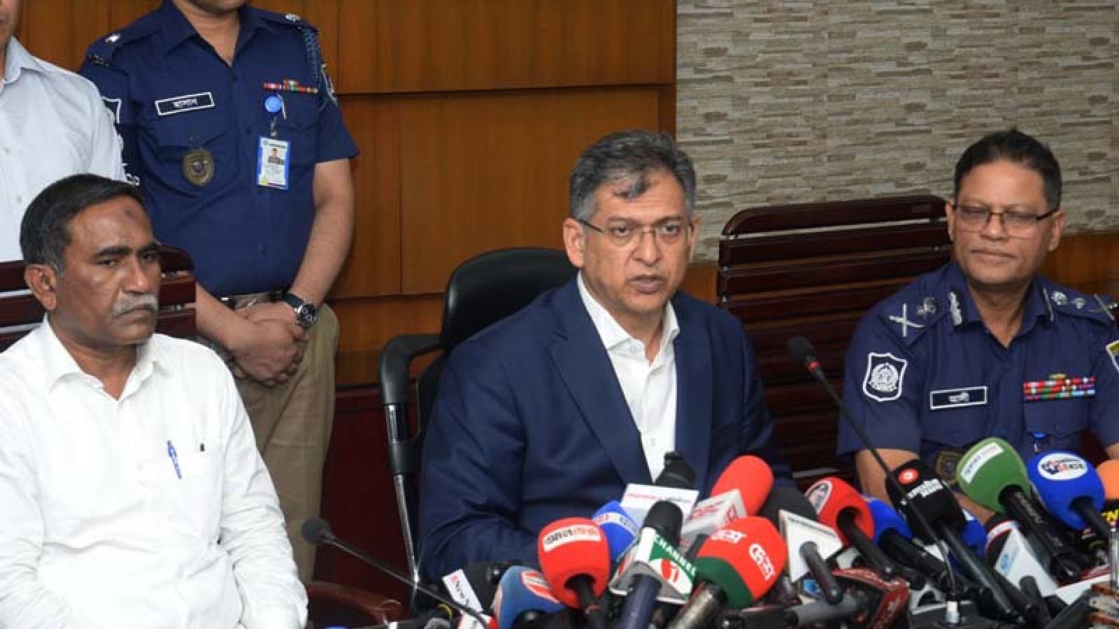 সাইবার অপরাধ দমনে পুলিশের নতুন ইউনিটের যাত্রা শুরু