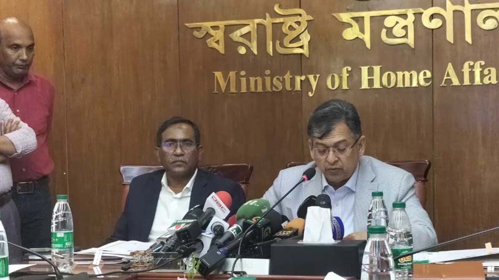 মাদক মামলার জট কমাতে আলাদা ট্রাইব্যুনাল, দেওয়া হবে আধুনিক অস্ত্র: স্বরাষ্ট্রমন্ত্রী
