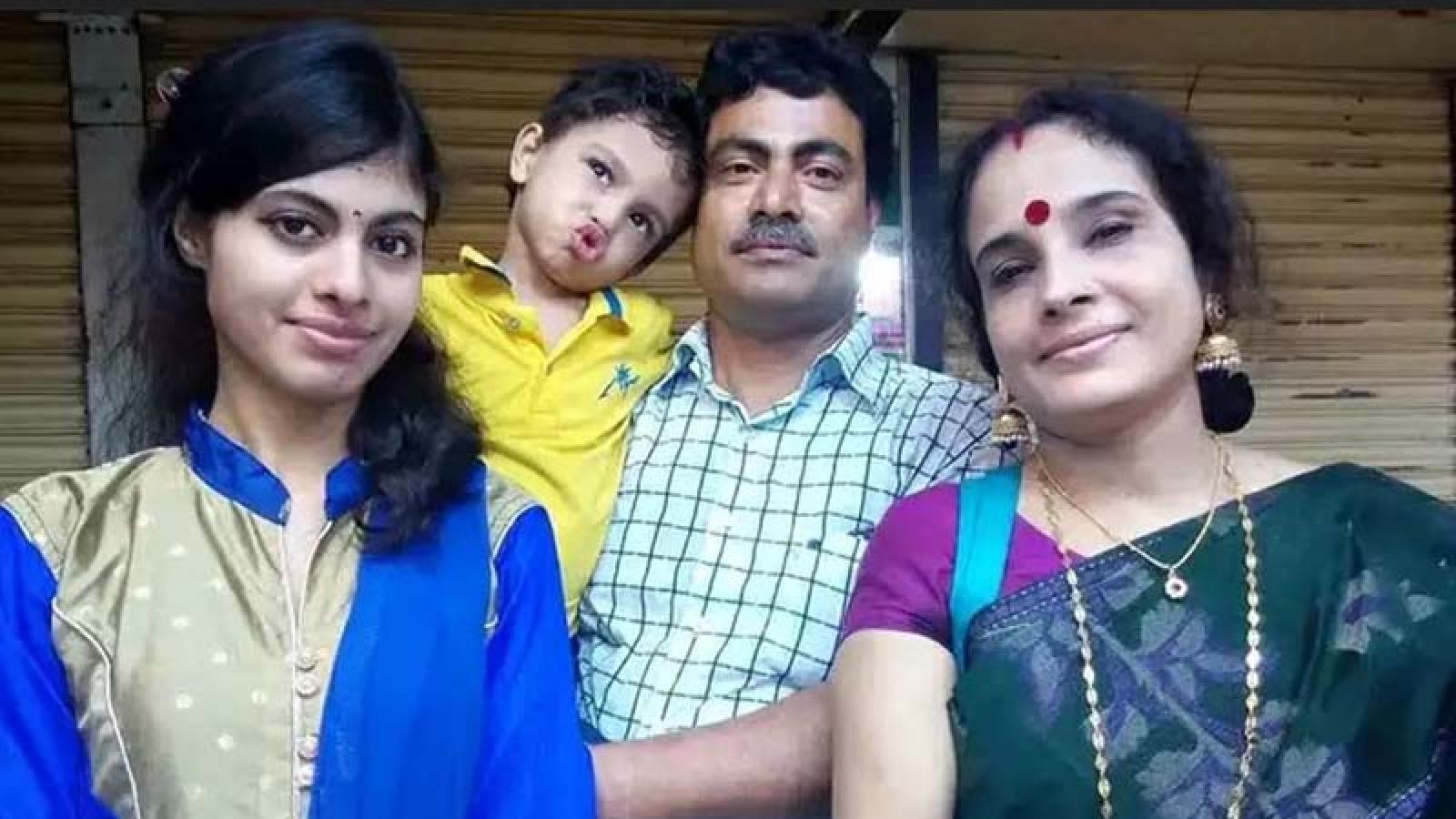 রংপুরে ৪ খুন: বিদ্যুৎ-বিচ্ছিন্ন ছিল বাড়ি, চাঁদাবাজি-ডাকাতির সন্দেহ, আটক ২