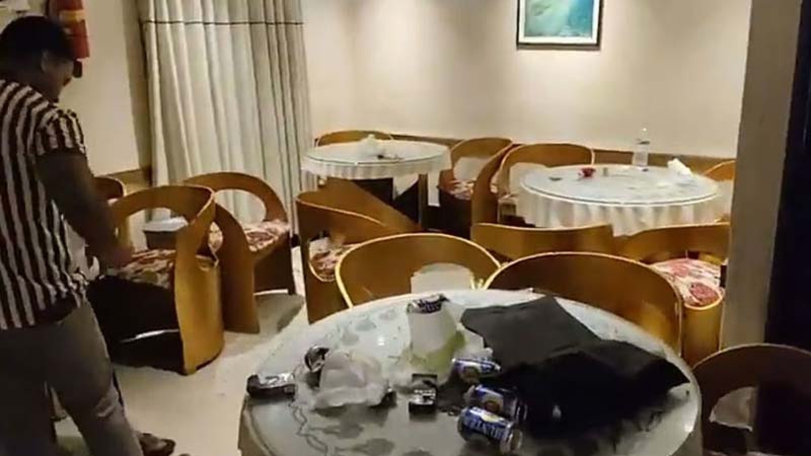 কক্সবাজারে মদের বারে যুবক খুন