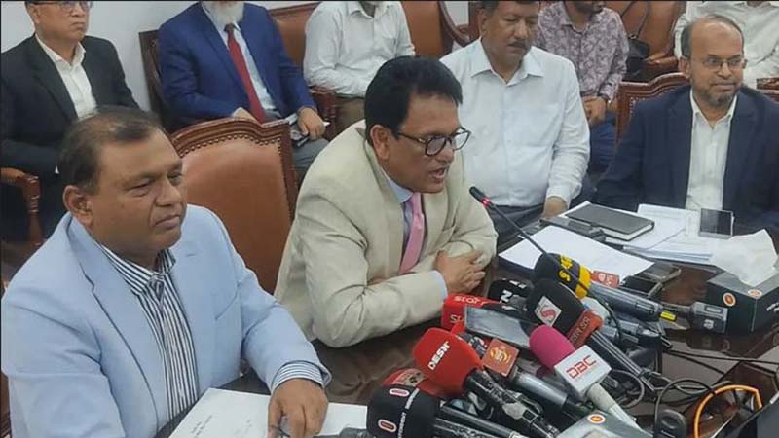 লটারি বাতিল, পরীক্ষার ভিত্তিতে স্কুলে ভর্তি