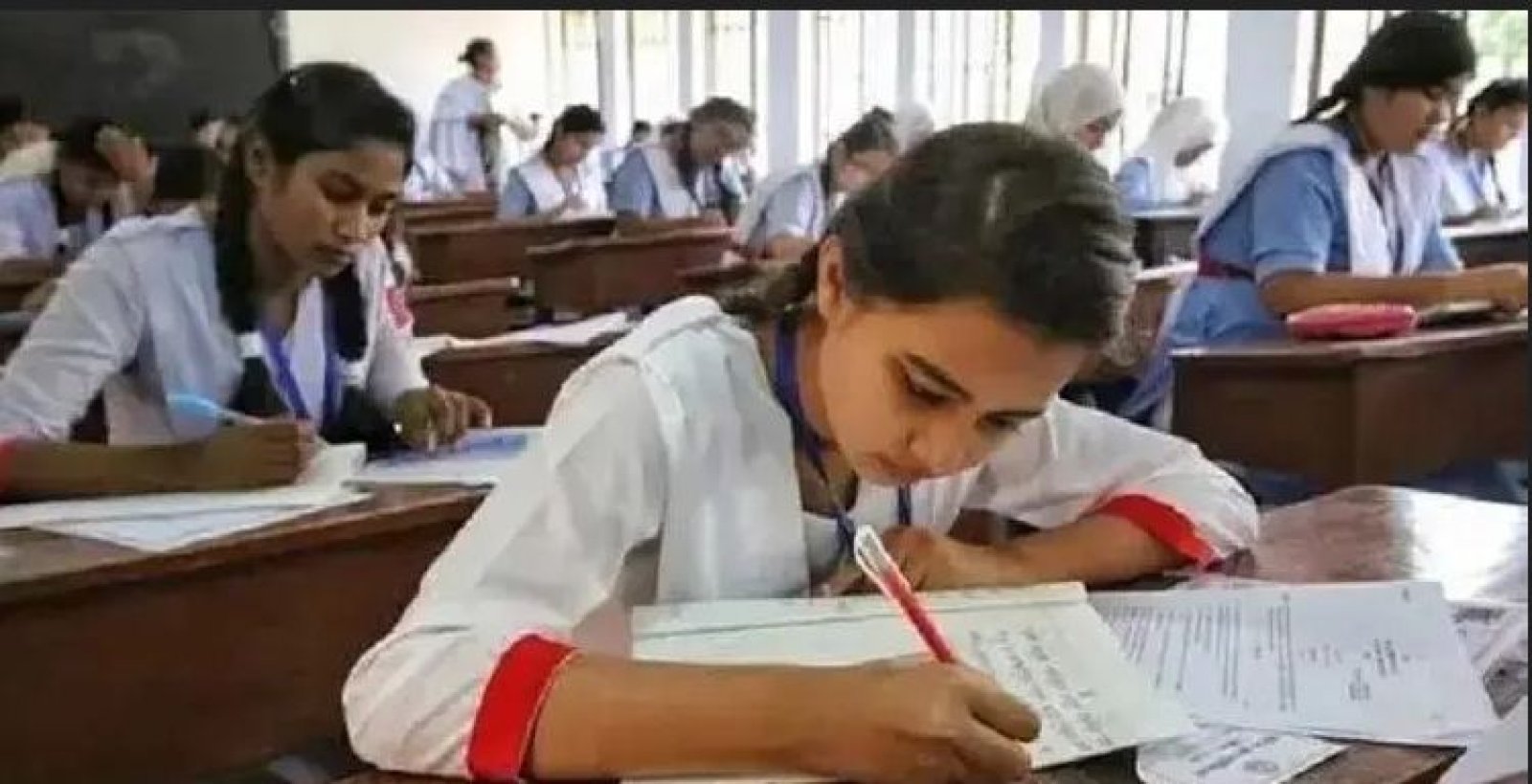 জুনিয়র বৃত্তি পরীক্ষা এগোলো, নতুন সময়সূচি চূড়ান্ত
