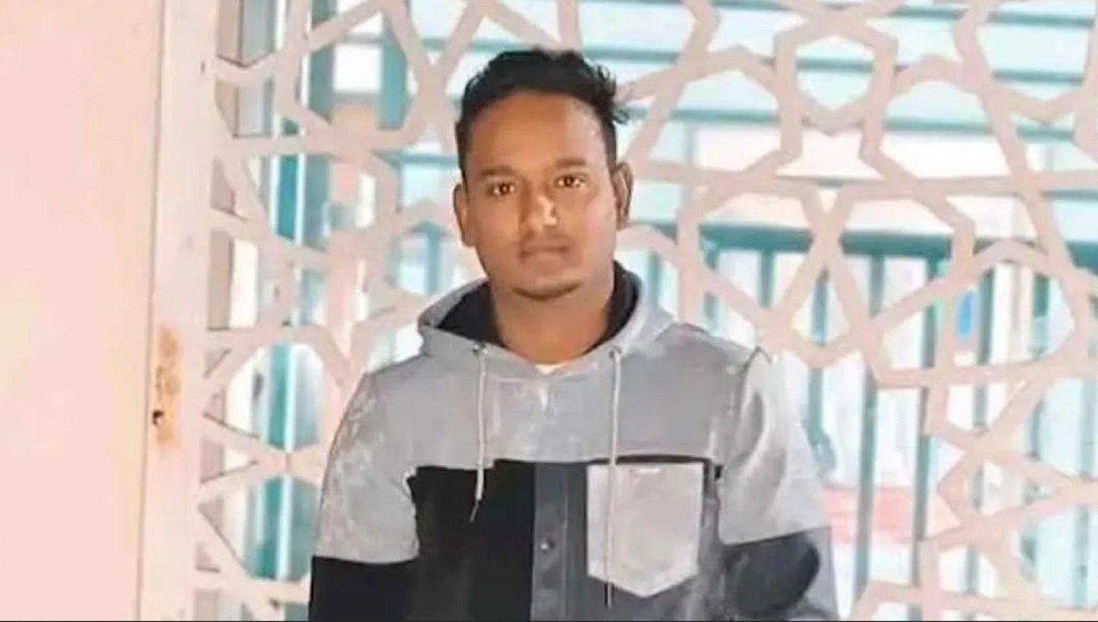 রাজবাড়ীতে মসজিদ থেকে বের হওয়ার সময় গুলিতে শীর্ষ সন্ত্রাসী নিহত