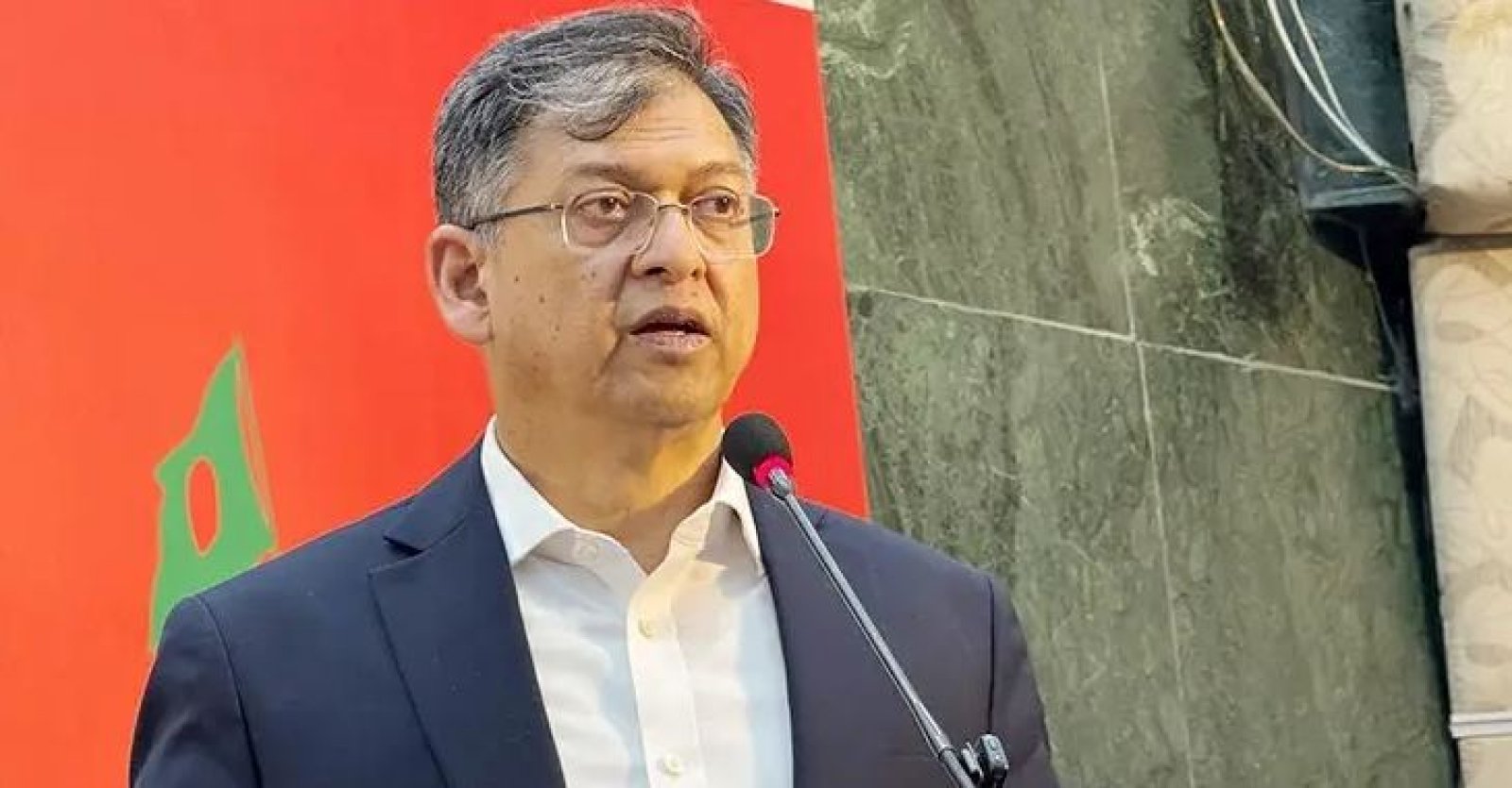 ‘হাসিনা কার্ড’ খেলবেন আবার বন্ধুত্বও চাইবেন, দুটো একসঙ্গে চলতে পারে না- ভারতকে স্বরাষ্ট্রমন্ত্রী