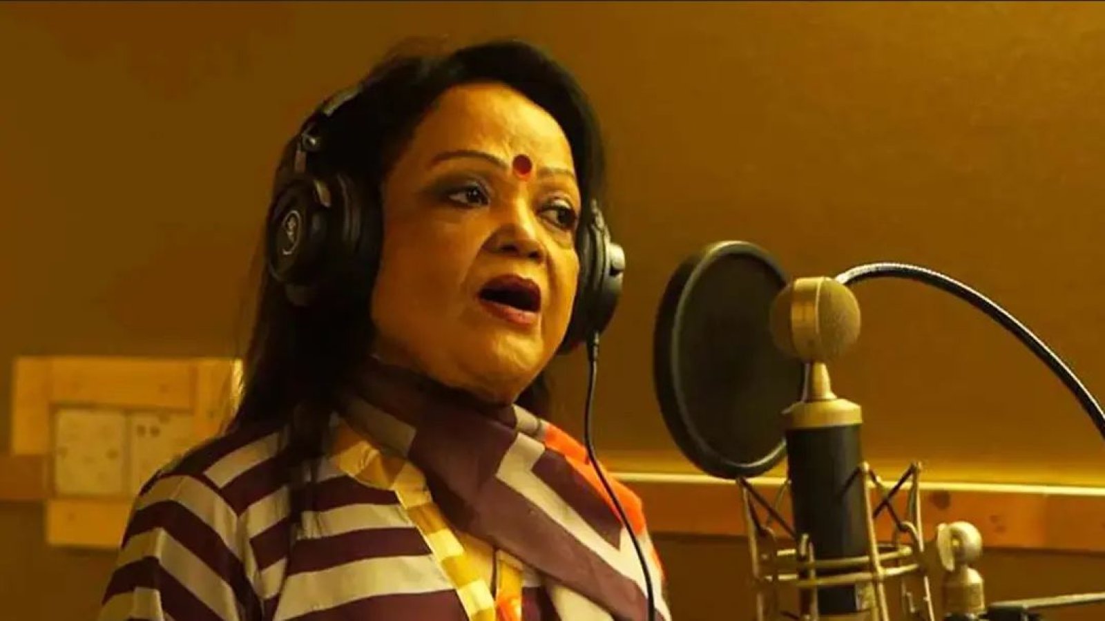 যুক্তরাজ্যে সাবিনা ইয়াসমিন