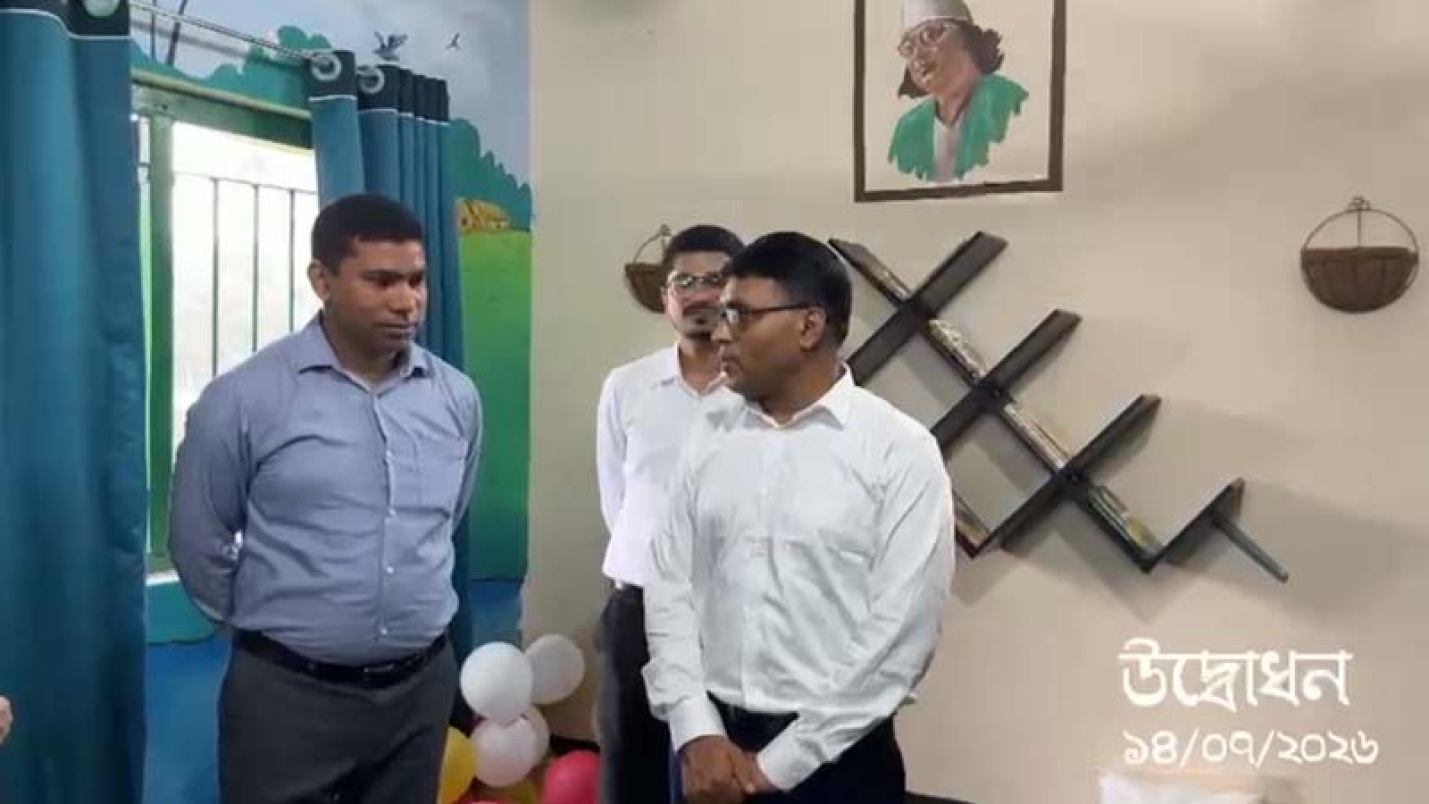 পরিত্যক্ত কক্ষ থেকে আধুনিক লাইব্রেরি, পুঠিয়া বালিকা বিদ্যালয়ে শিক্ষার নতুন উদ্যোগ