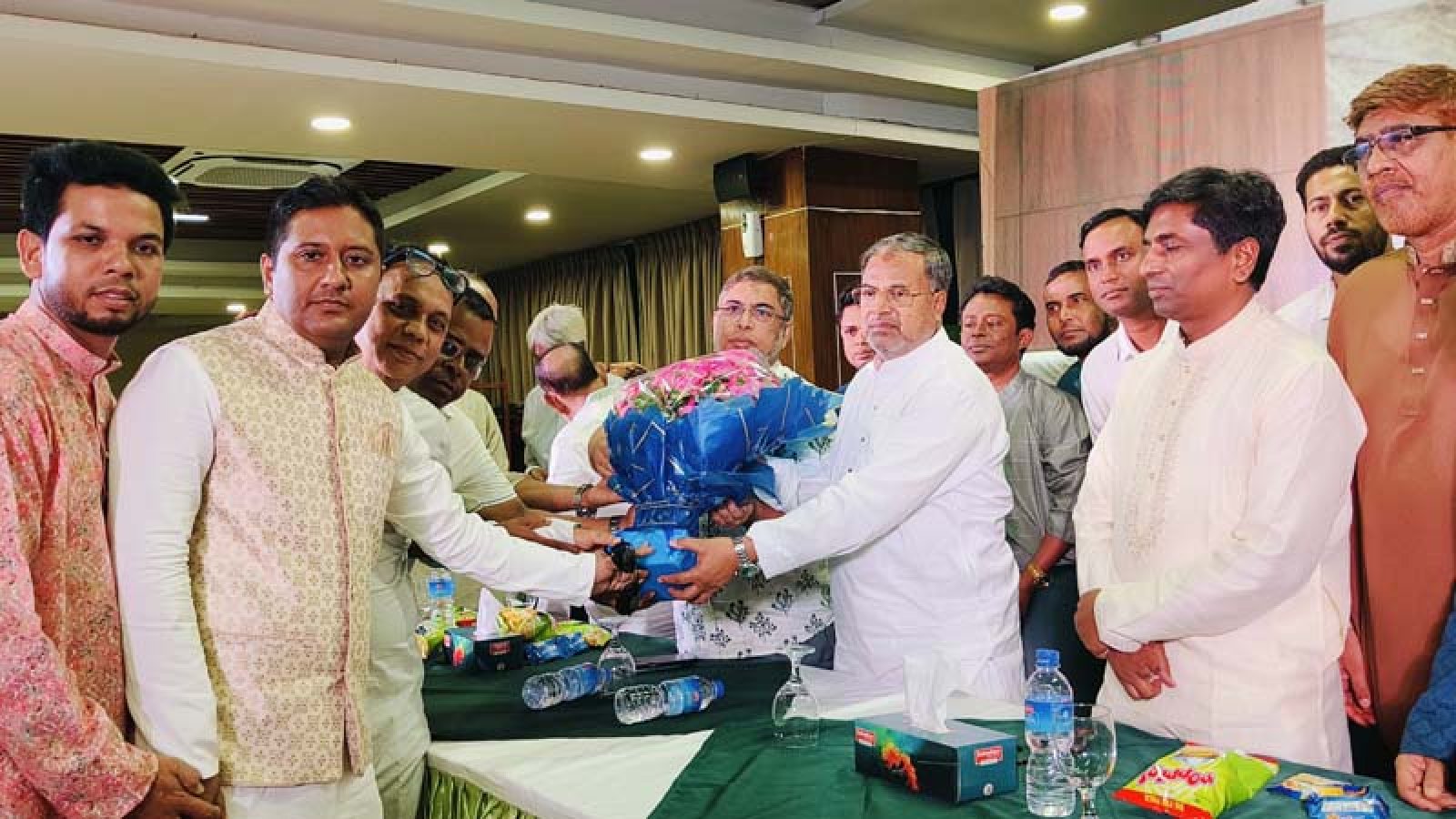 ঢাকায় এমপি আনুকে সংবর্ধনা দিল সিংড়া উপজেলা কল্যাণ সমিতি