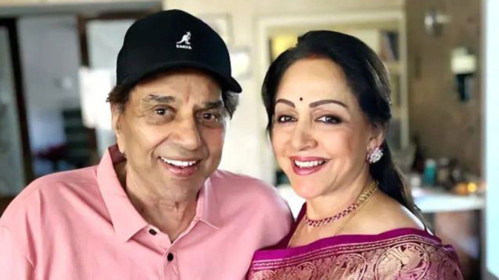ধর্মেন্দ্রর ‘পদ্মবিভূষণ’ গ্রহণ করবেন হেমা, অমিতাভকে দেখতে গিয়ে অজ্ঞান ভক্ত!