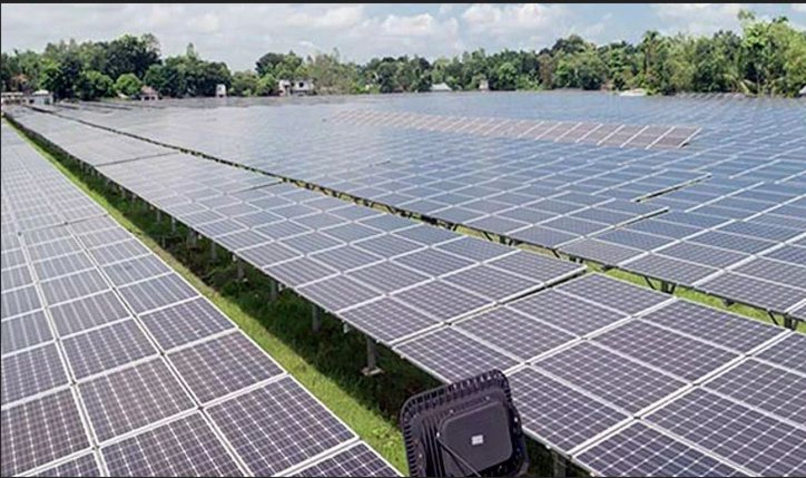 ঈশ্বরদী পদ্মার চরে একশো মেগাওয়াট ¬সোলার বিদ্যুৎ উৎপাদনের পরিকল্পনা