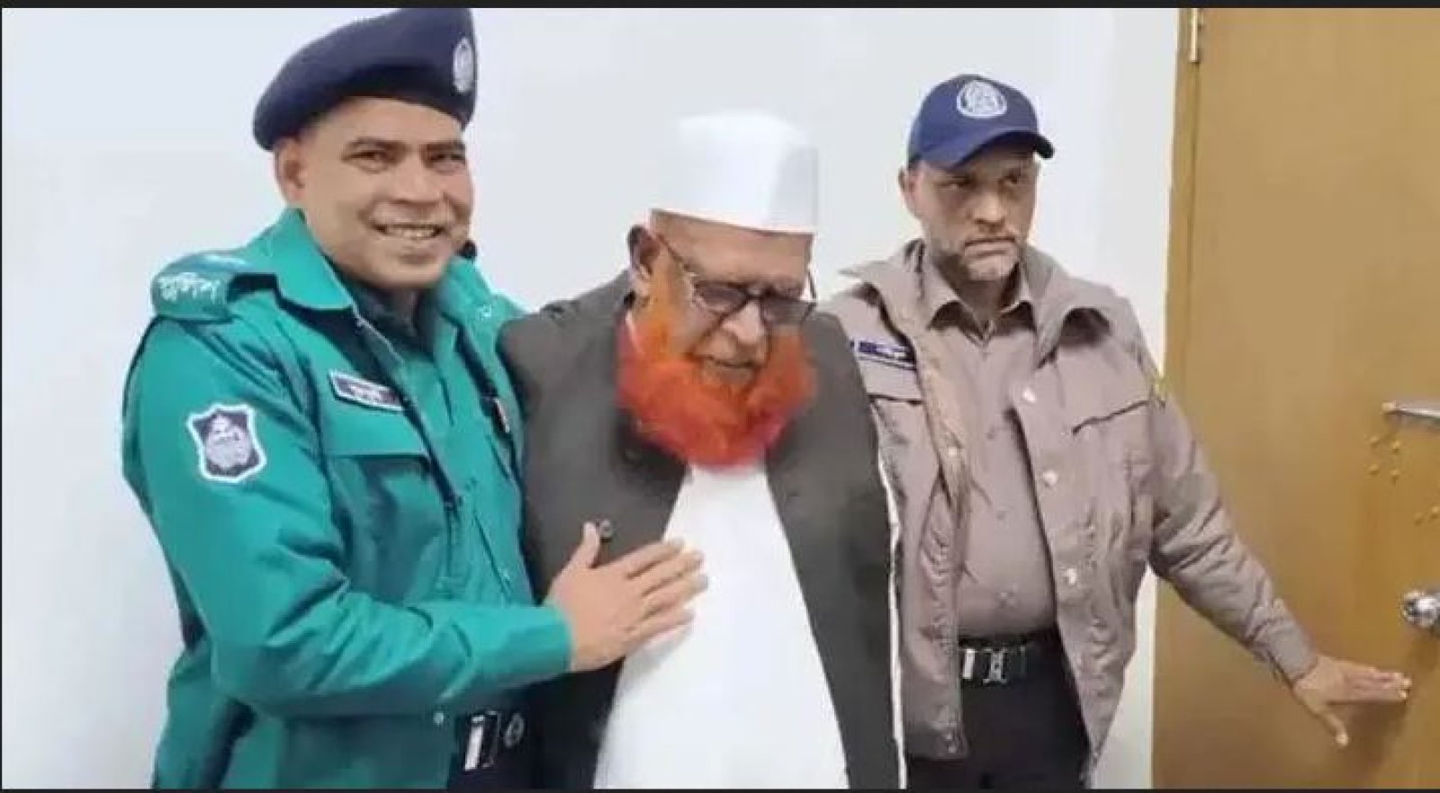 আবুল কালাম আযাদের আত্মসমর্পণের আবেদন
