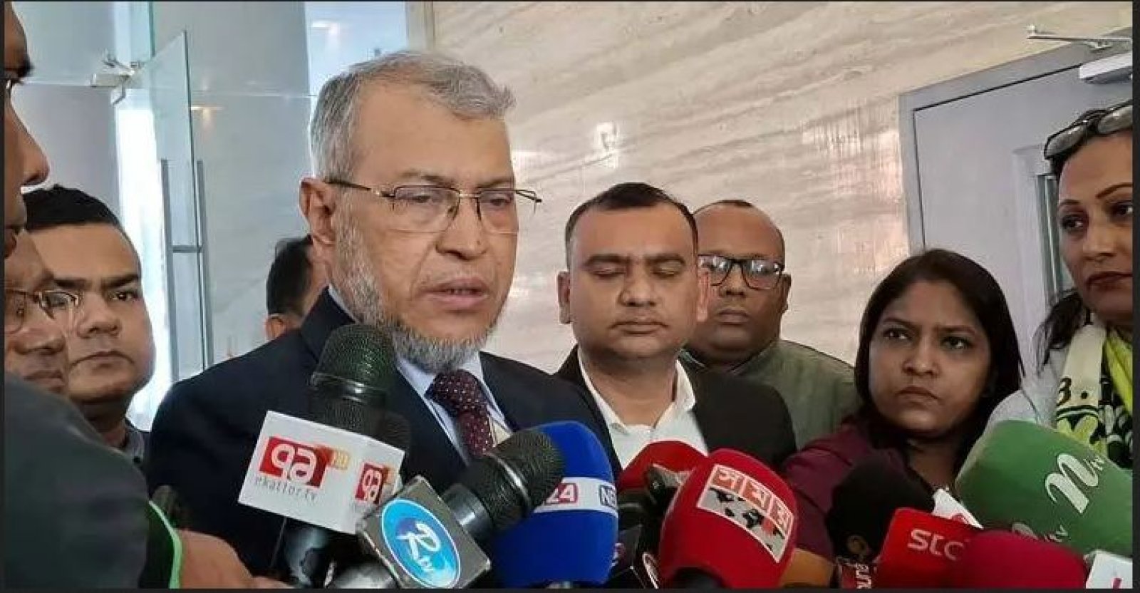বর্তমান প্রশাসন নিয়ে সুষ্ঠু নির্বাচন করা যাবে