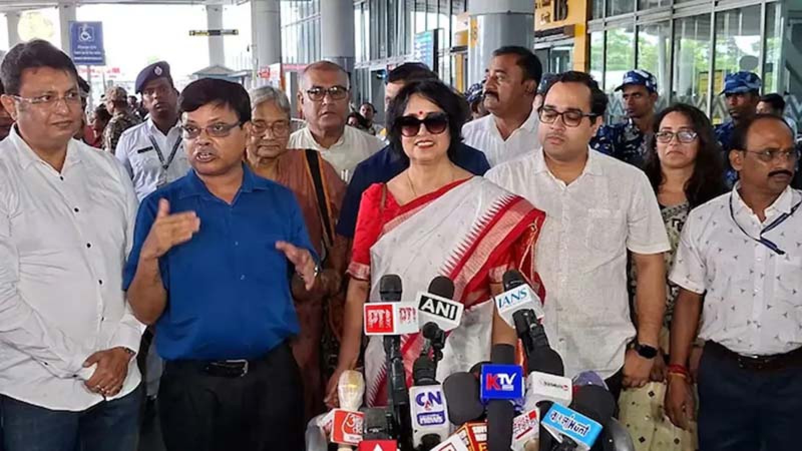 বিতাড়িত হওয়ার দুই দশক পর ফের কলকাতায় তসলিমা নাসরিন