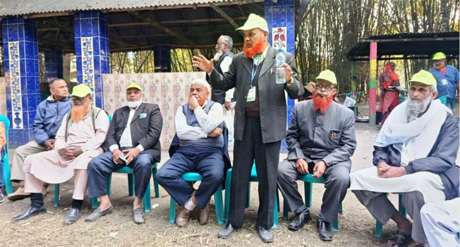 গোমস্তাপুরে বিএনপি প্রার্থী আমিনুল ইসলামের গণসংযোগ