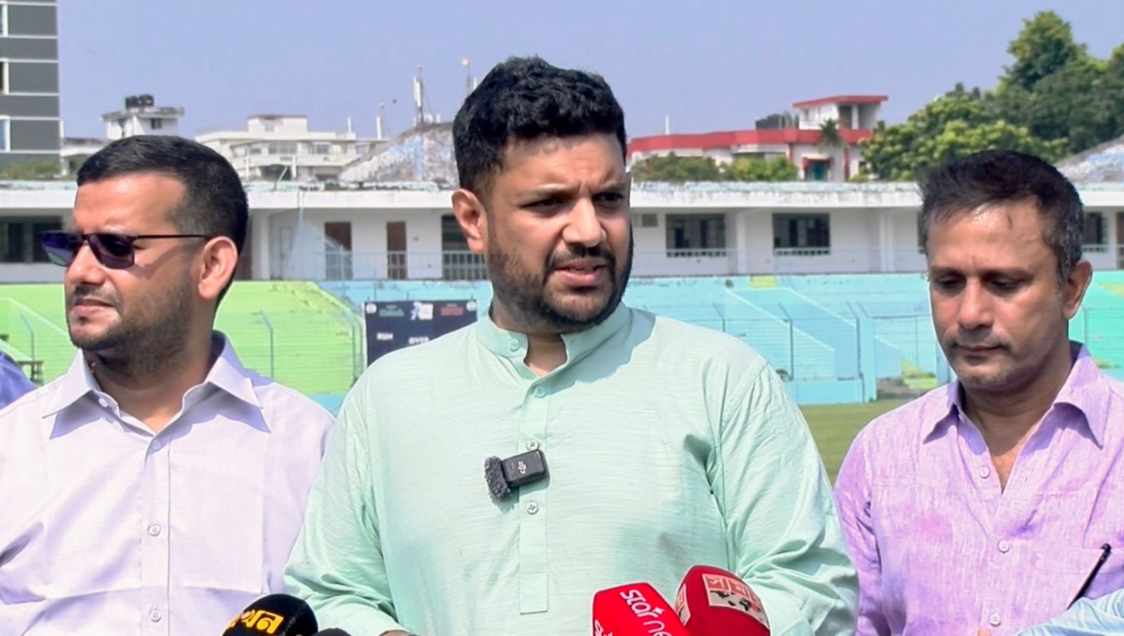 বিসিবির তিন কর্মকর্তার পরিদর্শন, বিপিএলের জন্য প্রস্তুত হচ্ছে রাজশাহী স্টেডিয়াম