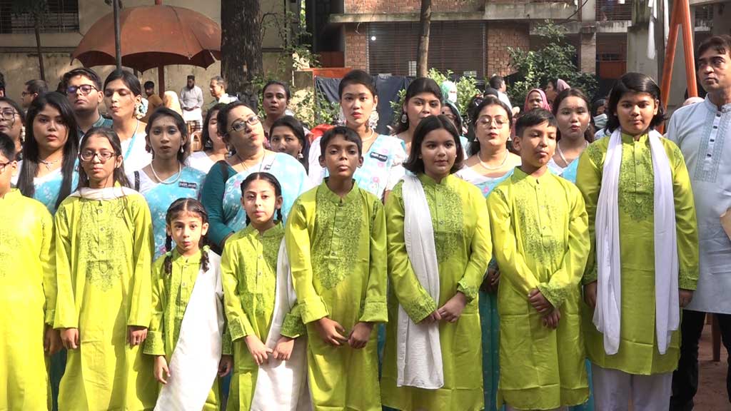 এবার গেন্ডারিয়ায় পুলিশের বাধা, বন্ধ হল ‘শরৎ উৎসব’