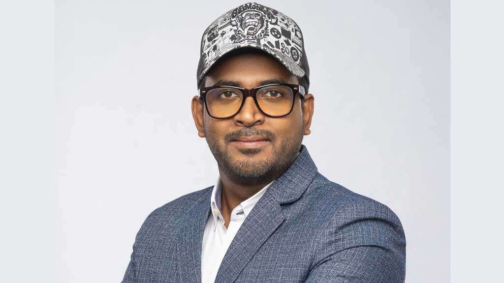 মধ্যরাতে সাংবাদিককে ডিবি পরিচয়ে বাসা থেকে আটকের অভিযোগ