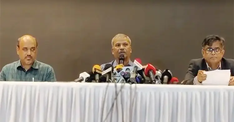 ২৭০ দিন আলোচনার পর রাজনৈতিক দলগুলোর অনৈক্য হতাশাজনক : আইন উপদেষ্টা