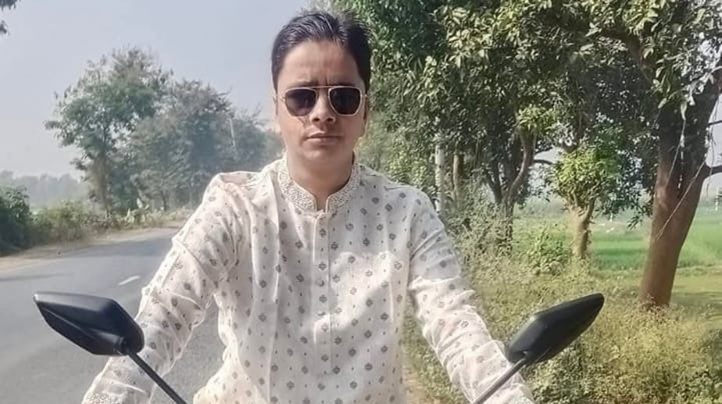 গোদাগাড়ীতে ট্রাকের ধাক্কায় মোটরসাইকেল আরোহীর মৃত্যু