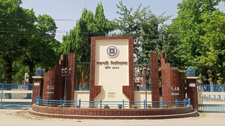 রাবির তিন শিক্ষক বরখাস্ত, দুই শিক্ষার্থীর ছাত্রত্ব বাতিল ও তিন শিক্ষার্থী বহিস্কৃত