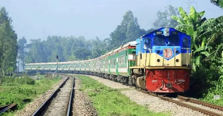 বাড়লো পূর্বাঞ্চলের ট্রেনের ভাড়া