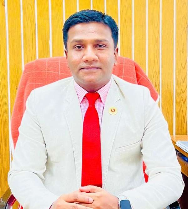 সাপাহারের কৃতী সন্তান হাসানূর রেজা শাহীন নির্বাহী প্রকৌশলী পদে পদোন্নতি লাভ