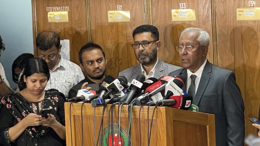 নির্বাচনের সময় ৮ দিন আইনশৃঙ্খলা বাহিনী মোতায়েনের প্রস্তাব