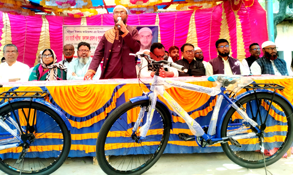 আত্রাইয়ে খবিরুল ফাউন্ডেশনের প্রাথমিক ও জুনিয়র মেধা যাচাই অনুষ্ঠিত
